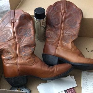 Women’s Cowgirl boots